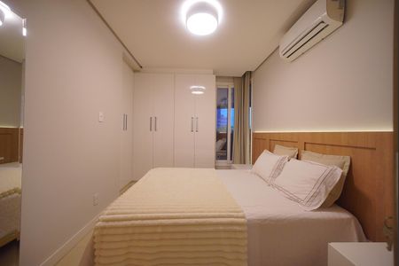 Suíte de apartamento para alugar com 1 quarto, 61m² em Centro, Florianópolis