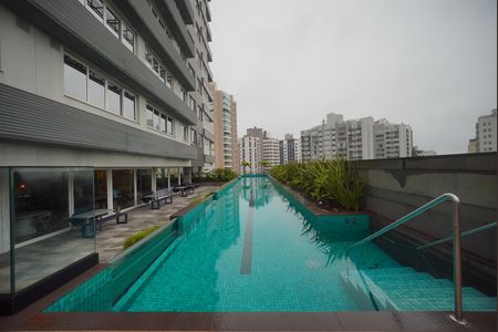 Apartamento para alugar com 61m², 1 quarto e 1 vagaPiscina