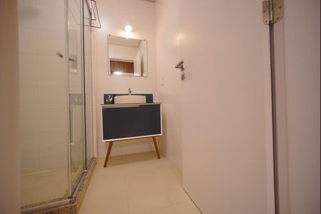 Banheiro da Suíte de apartamento para alugar com 1 quarto, 61m² em Centro, Florianópolis