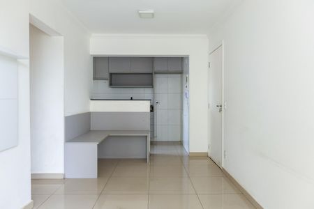 Apartamento à venda com 61m², 3 quartos e 1 vaga Apartamento à venda com 61m², 3 quartos e 1 vagaSala