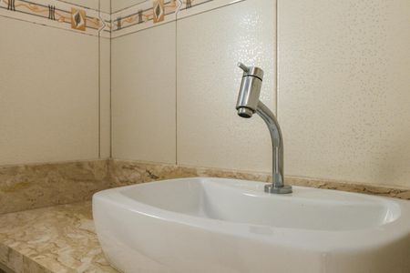 Apartamento à venda com 61m², 3 quartos e 1 vaga Apartamento à venda com 61m², 3 quartos e 1 vagaBanheiro