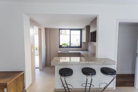 Apartamento para alugar com 172m², 2 quartos e 2 vagasCozinha