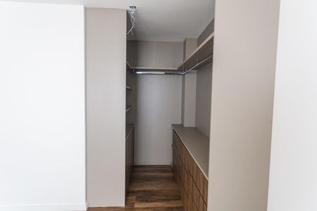 Apartamento para alugar com 172m², 2 quartos e 2 vagasCloset da Suíte