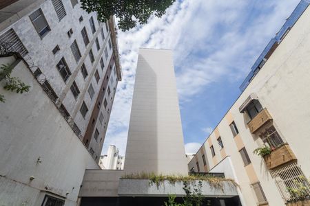 Apartamento para alugar com 172m², 2 quartos e 2 vagasFachada