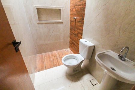 Casa à venda com 116m², 3 quartos e 2 vagasBanheiro 2