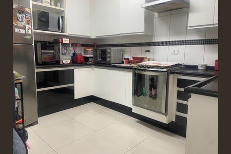 Casa de condomínio à venda com 110m², 3 quartos e 2 vagasCozinha