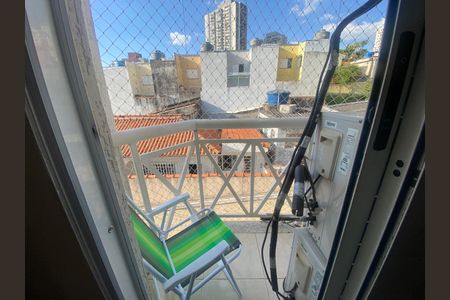 Casa de condomínio à venda com 110m², 3 quartos e 2 vagasVaranda
