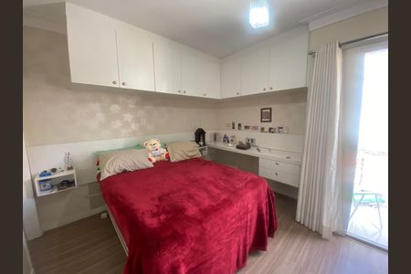 Casa de condomínio à venda com 110m², 3 quartos e 2 vagasQuarto