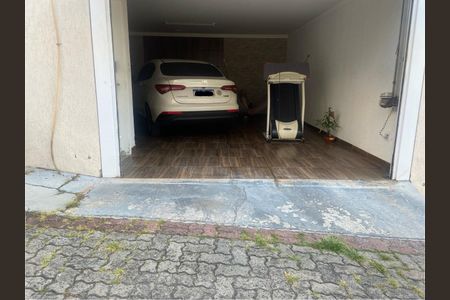 Casa de condomínio à venda com 110m², 3 quartos e 2 vagasFachada