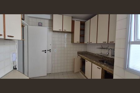 Cozinha de apartamento à venda com 2 quartos, 75m² em Glória, Rio de Janeiro
