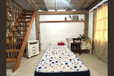 Casa de condomínio para alugar com 40m², 1 quarto e 1 vaga Casa de condomínio para alugar com 40m², 1 quarto e 1 vagaStudio