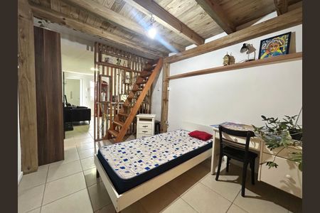 Casa de condomínio para alugar com 40m², 1 quarto e 1 vaga Casa de condomínio para alugar com 40m², 1 quarto e 1 vagaStudio