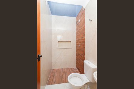 Casa à venda com 116m², 3 quartos e 2 vagasBanheiro Social