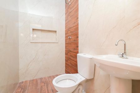 Casa à venda com 116m², 3 quartos e 2 vagasBanheiro Social