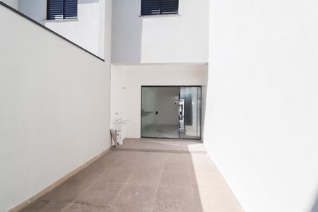 Casa à venda com 116m², 3 quartos e 2 vagasÁrea de Serviço / Quintal
