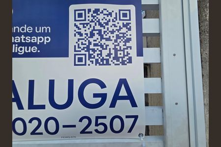 Casa de condomínio para alugar com 84m², 3 quartos e 1 vaga Casa de condomínio para alugar com 84m², 3 quartos e 1 vagaQr