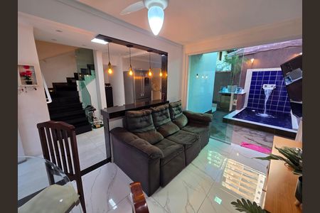 Casa de condomínio para alugar com 84m², 3 quartos e 1 vaga Casa de condomínio para alugar com 84m², 3 quartos e 1 vagaSala