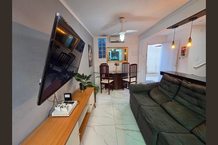 Casa de condomínio para alugar com 84m², 3 quartos e 1 vaga Casa de condomínio para alugar com 84m², 3 quartos e 1 vagaSala
