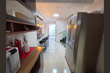 Casa de condomínio para alugar com 84m², 3 quartos e 1 vaga Casa de condomínio para alugar com 84m², 3 quartos e 1 vagaCozinha