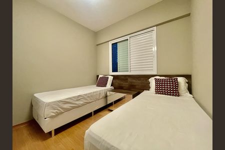 Apartamento à venda com 92m², 3 quartos e 2 vagas Apartamento à venda com 92m², 3 quartos e 2 vagasQuarto