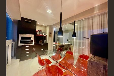 Apartamento à venda com 92m², 3 quartos e 2 vagas Apartamento à venda com 92m², 3 quartos e 2 vagasSala