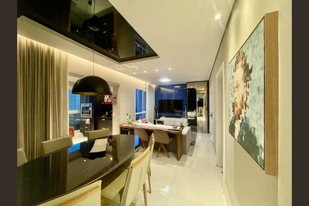 Apartamento à venda com 92m², 3 quartos e 2 vagas Apartamento à venda com 92m², 3 quartos e 2 vagasSala de Jantar