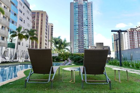 Studio para alugar com 42m², 1 quarto e 1 vaga Studio para alugar com 42m², 1 quarto e 1 vagaÁrea comum - Piscina