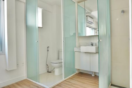 Studio para alugar com 42m², 1 quarto e 1 vaga Studio para alugar com 42m², 1 quarto e 1 vagaSuíte