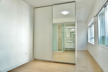 Studio para alugar com 42m², 1 quarto e 1 vaga Studio para alugar com 42m², 1 quarto e 1 vagaSuíte