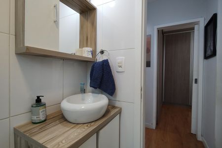 Apartamento à venda com 55m², 2 quartos e 1 vagaBanheiro Social