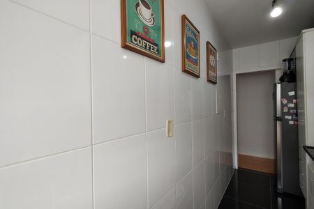 Apartamento à venda com 55m², 2 quartos e 1 vagaCozinha - Armários