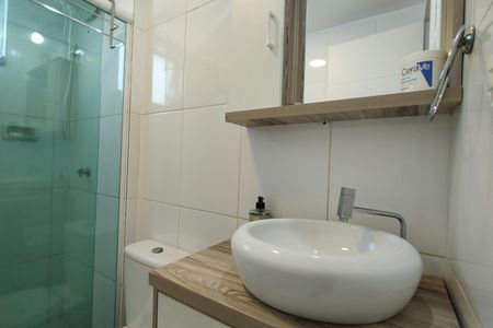 Apartamento à venda com 55m², 2 quartos e 1 vagaBanheiro Social