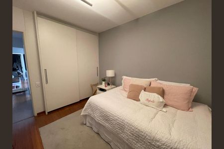 Foto 04 de apartamento à venda com 3 quartos, 220m² em Indianópolis, São Paulo