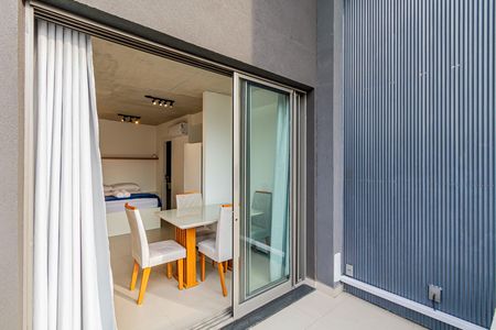 Studio para alugar com 29m², 1 quarto e sem vagaVaranda