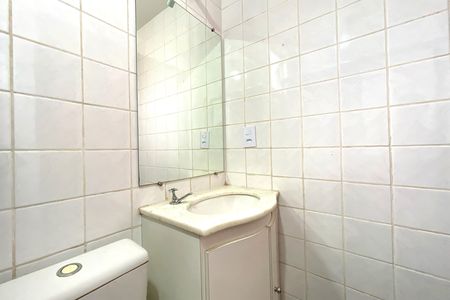 Apartamento para alugar com 58m², 2 quartos e 1 vaga Apartamento para alugar com 58m², 2 quartos e 1 vagaBanheiro