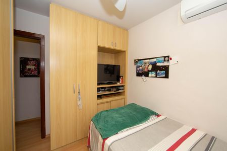 Apartamento à venda com 120m², 4 quartos e 2 vagasQUARTO2