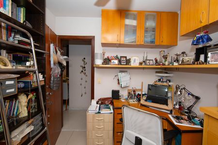 Apartamento à venda com 120m², 4 quartos e 2 vagasQUARTO4