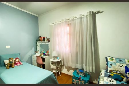 Casa à venda com 240m², 6 quartos e 3 vagas Casa à venda com 240m², 6 quartos e 3 vagasCasa 2 - Quarto 2