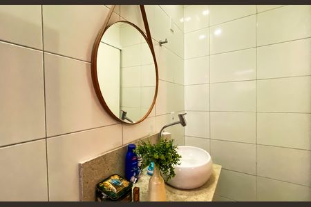 Casa à venda com 240m², 6 quartos e 3 vagas Casa à venda com 240m², 6 quartos e 3 vagasBanheiro da Suíte