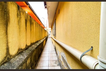 Casa à venda com 240m², 6 quartos e 3 vagas Casa à venda com 240m², 6 quartos e 3 vagasCasa 2 - Área de serviço