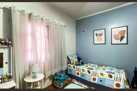 Casa à venda com 240m², 6 quartos e 3 vagas Casa à venda com 240m², 6 quartos e 3 vagasCasa 2 - Quarto 2