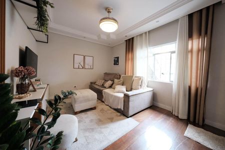 Sala de casa à venda com 5 quartos, 240m² em Parque Cisper, São Paulo