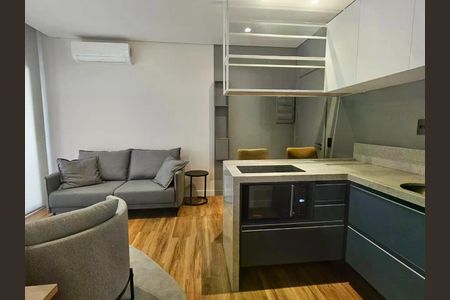 Casa para alugar com 1 quarto, 38m² em Cambuí, Campinas