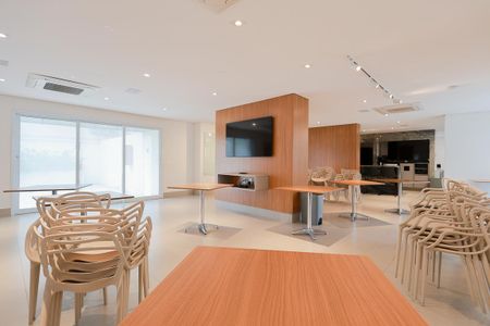 Apartamento à venda com 70m², 2 quartos e 2 vagasÁrea comum - Salão de festas