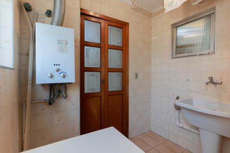 Apartamento à venda com 70m², 2 quartos e 2 vagasÁrea de serviço