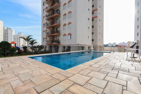 Apartamento à venda com 70m², 2 quartos e 2 vagasÁrea comum - Piscina