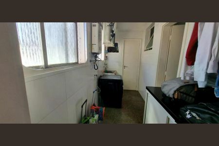 Apartamento para alugar com 137m², 3 quartos e 1 vaga