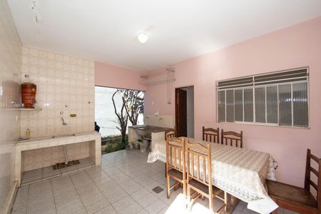 Apartamento para alugar com 220m², 3 quartos e 2 vagas Apartamento para alugar com 220m², 3 quartos e 2 vagasCOZINHA/AREA DE SERVICO