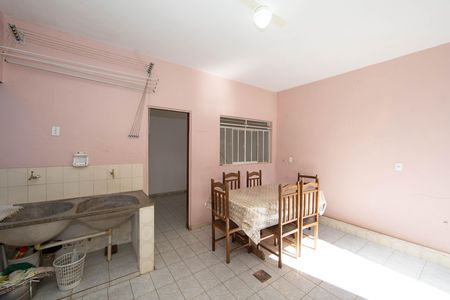 Apartamento para alugar com 220m², 3 quartos e 2 vagas Apartamento para alugar com 220m², 3 quartos e 2 vagasCOZINHA/AREA DE SERVICO