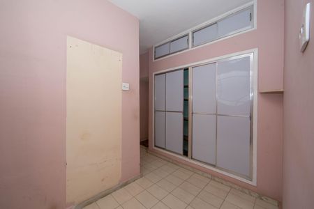 Apartamento para alugar com 220m², 3 quartos e 2 vagas Apartamento para alugar com 220m², 3 quartos e 2 vagasSALA